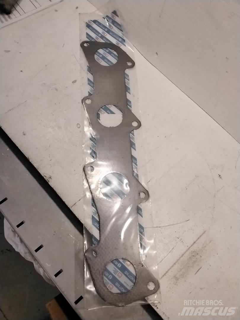 Ford 83999221 NH Silniki