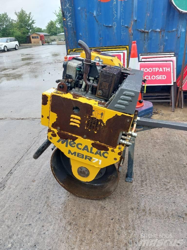 Mecalac MBR71 Walce jednobębnowe