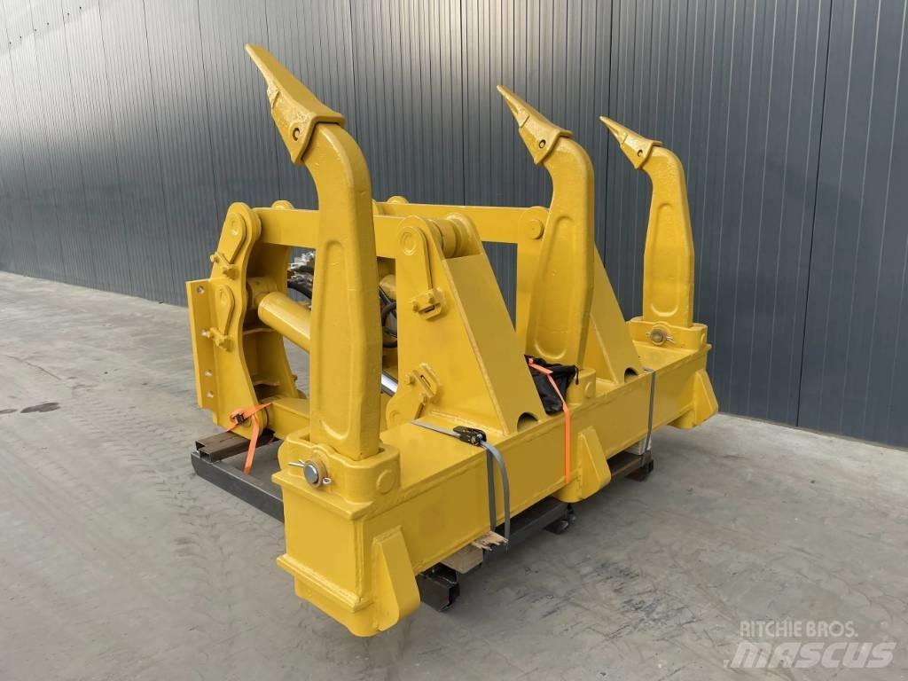 Komatsu D85 Spulchniarki