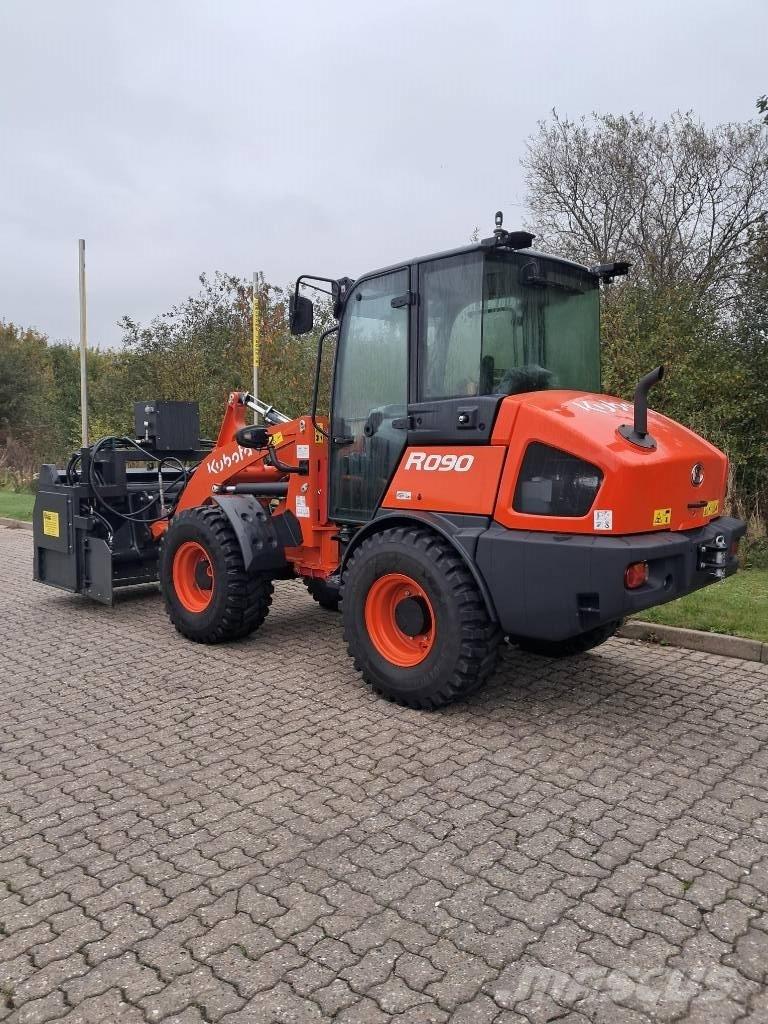 Kubota R 090 Ładowarki kołowe
