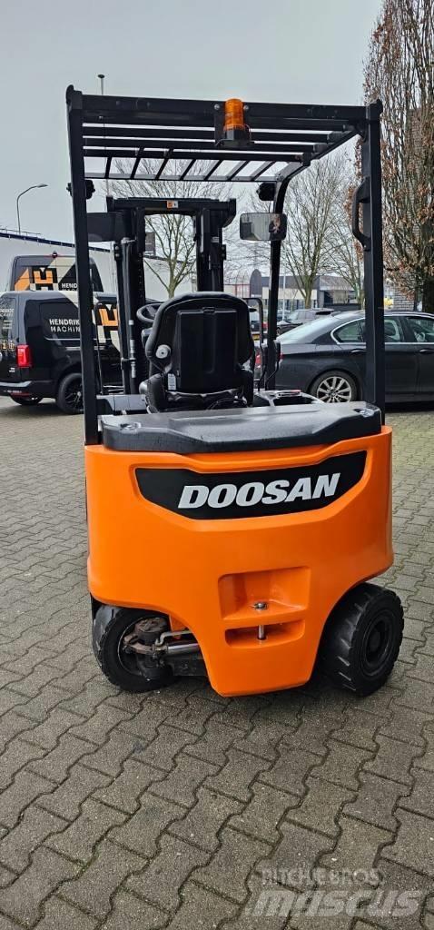Doosan B 25 X-7 Wózki elektryczne