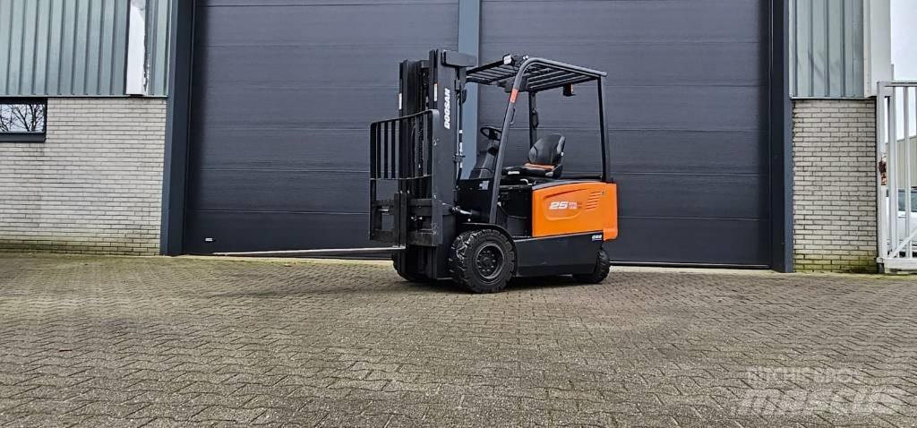 Doosan B 25 X-7 Wózki elektryczne