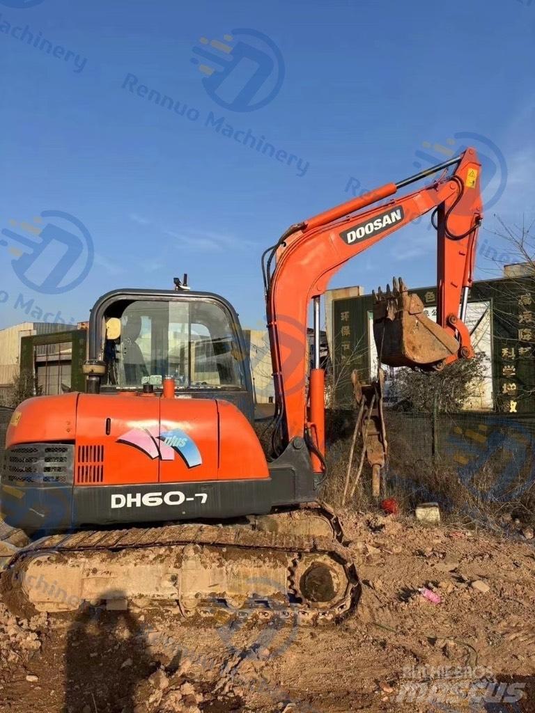 Doosan DH 60 Koparki gąsienicowe