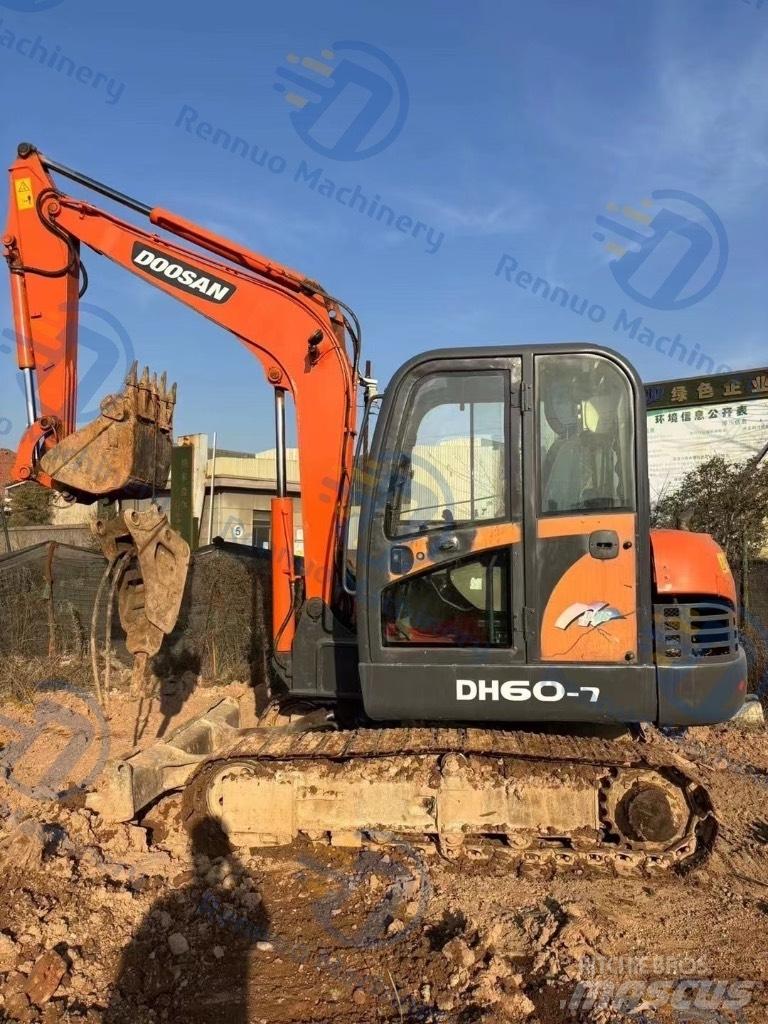 Doosan DH 60 Koparki gąsienicowe