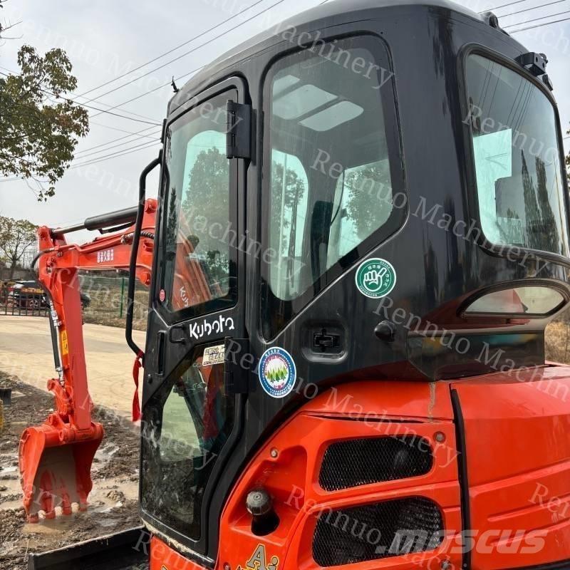 Kubota U 30 Minikoparki