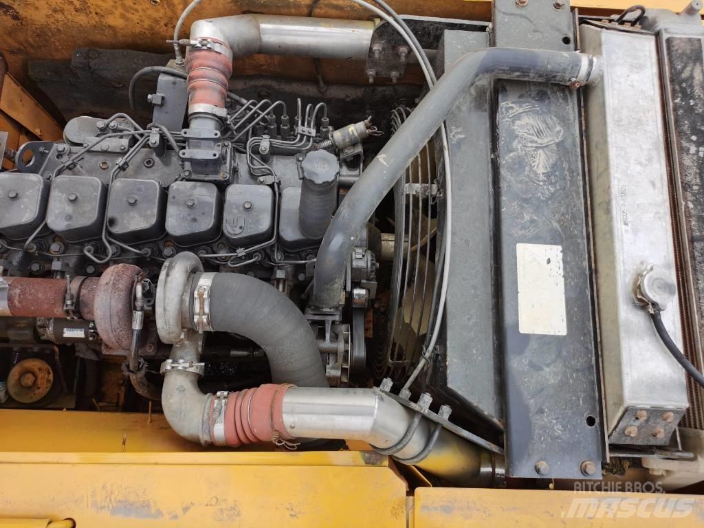 Hyundai R225LC-7 Koparki gąsienicowe