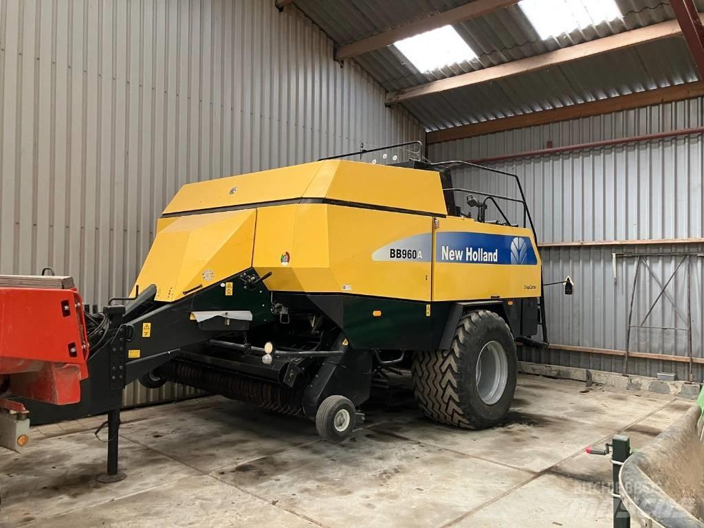 New Holland BB960A Prasy kostkujące