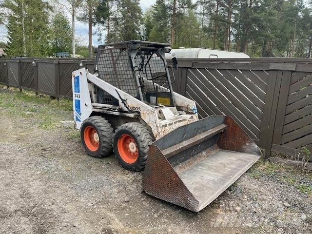 Bobcat 743 Ładowarki burtowe