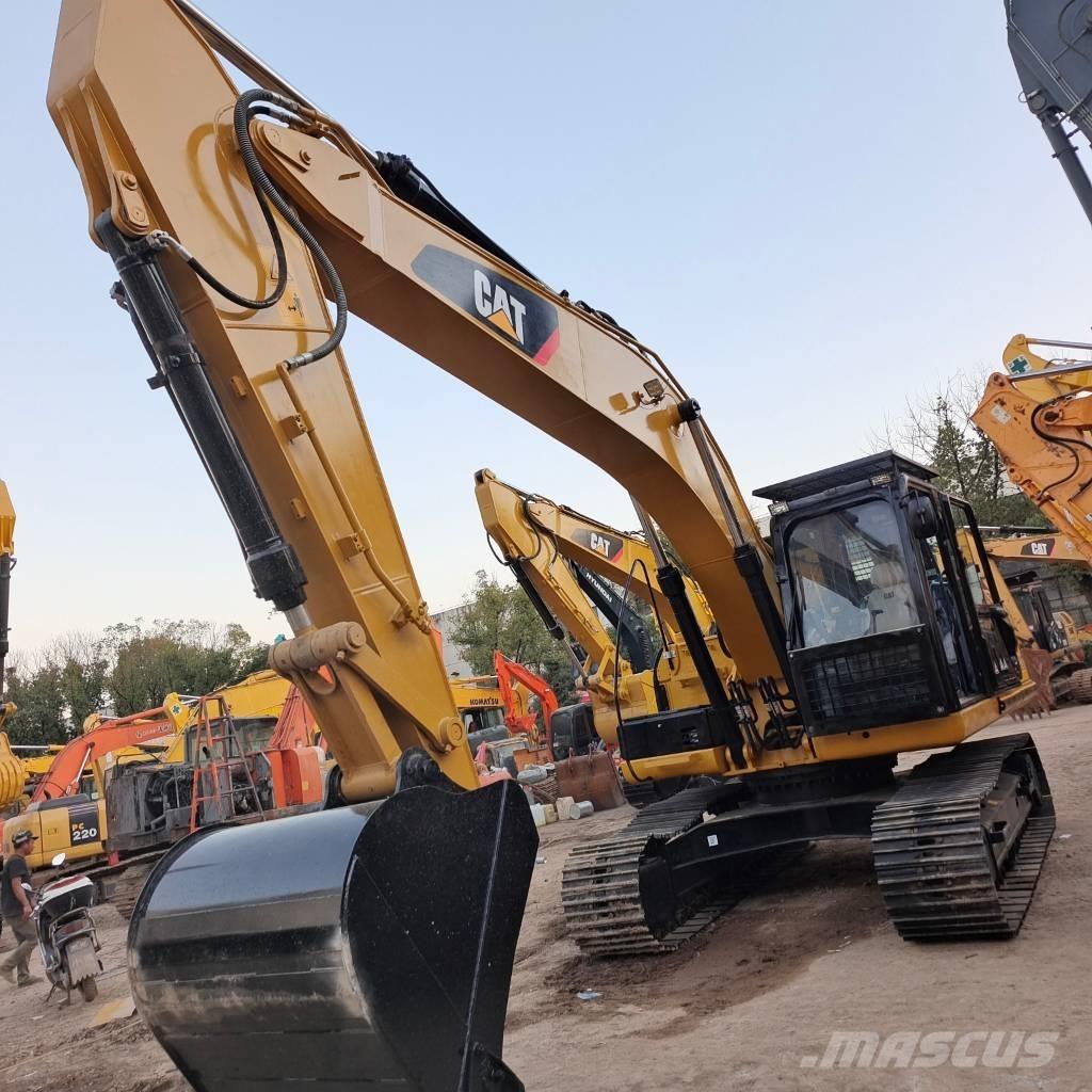CAT 320 D2L Koparki gąsienicowe