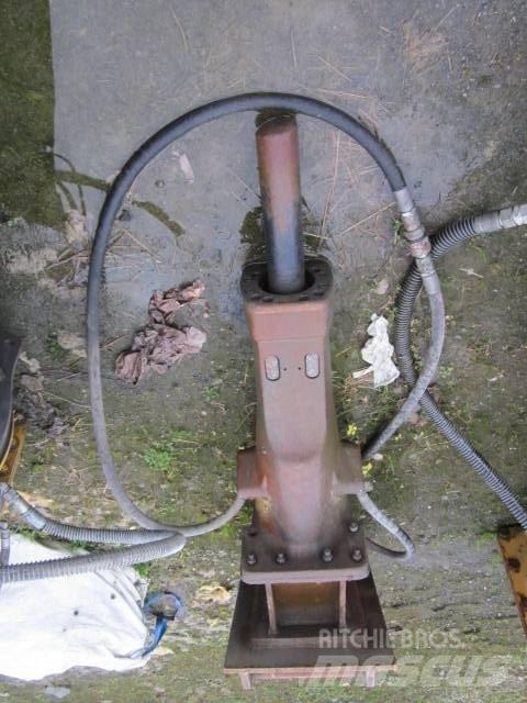 Atlas Copco SB 702 Młoty hydrauliczne