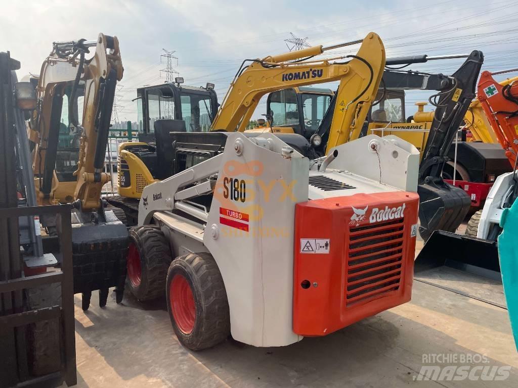 Bobcat S180 Ładowarki burtowe