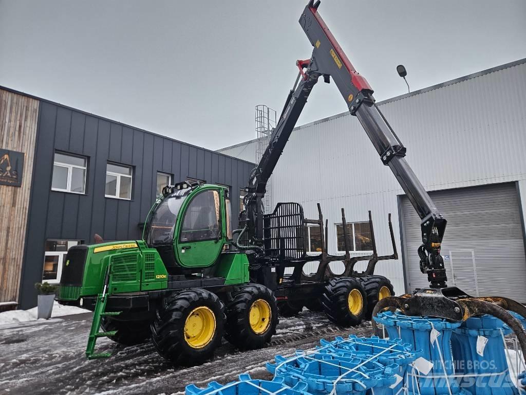 John Deere 1210 E Forwardery