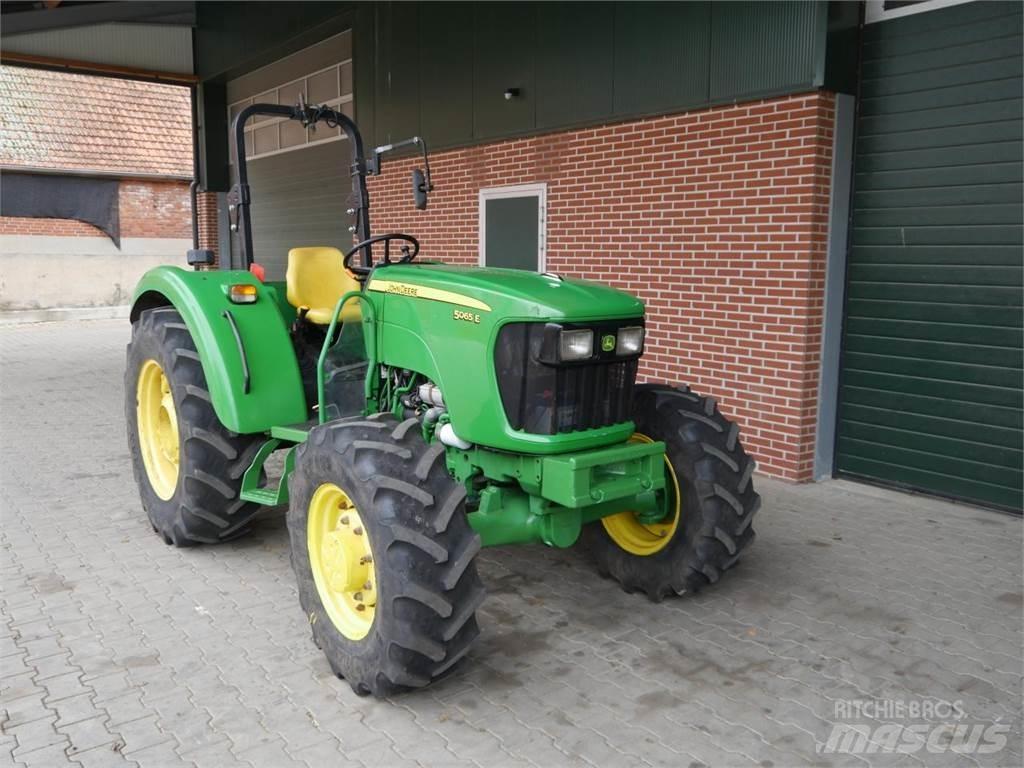 John Deere 5065E Ciągniki rolnicze