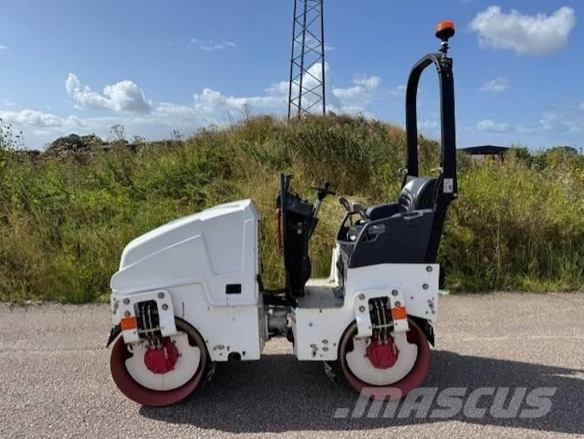 Bomag BW90 AD-5, Vält Walce dwubębnowe