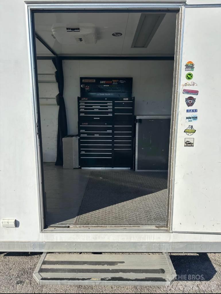  InTech Car Hauler Naczepy do transportu samochodów