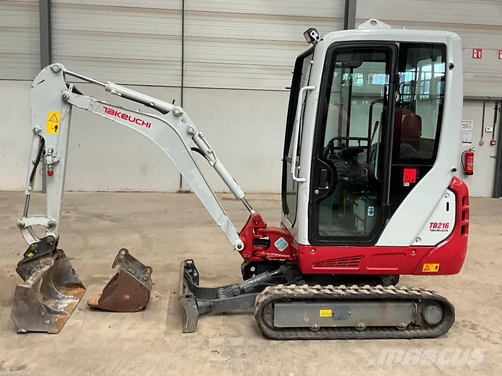 Takeuchi TB 216 Minikoparki
