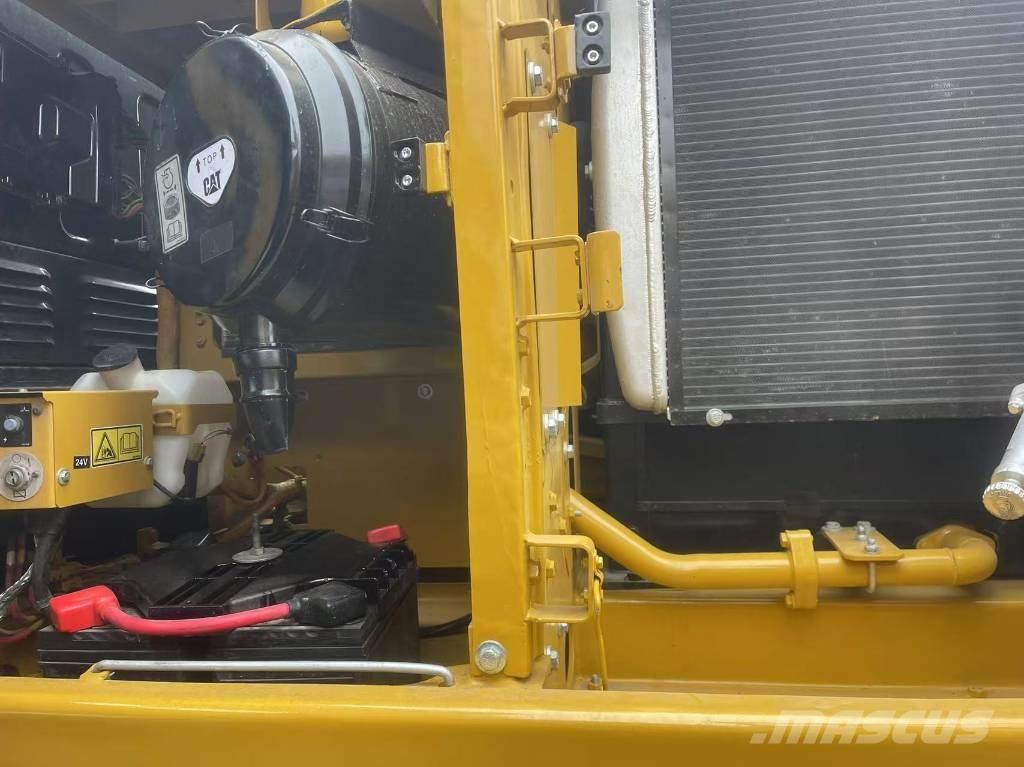 CAT 329 D Koparki gąsienicowe