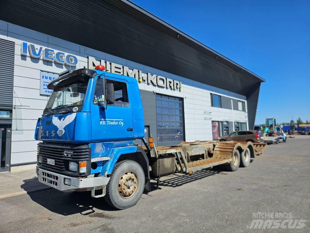 Sisu SM 320 Samochody do przewozu maszyn leśnych