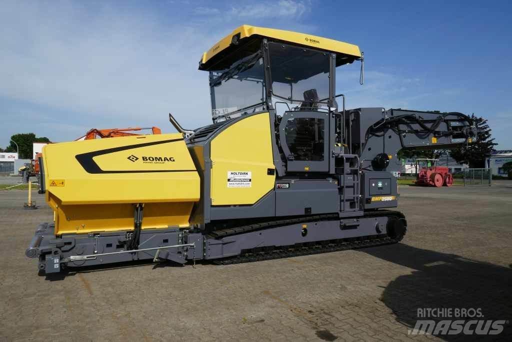 Bomag BMF 2500 M Podajniki-dozowniki