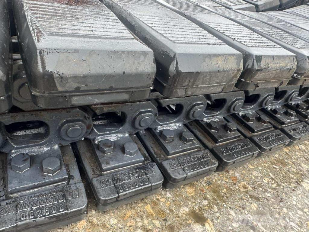 Komatsu PC 35 MR-2 Gąsienice, łańcuchy i podwozia