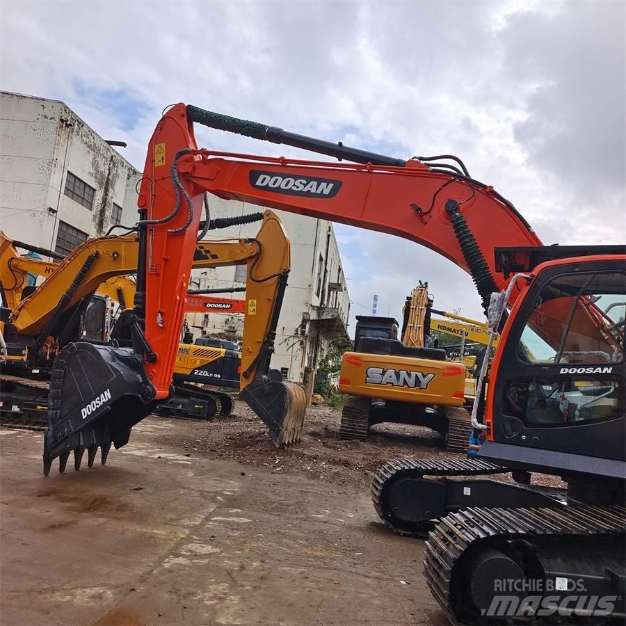 Doosan DX300 Koparki gąsienicowe