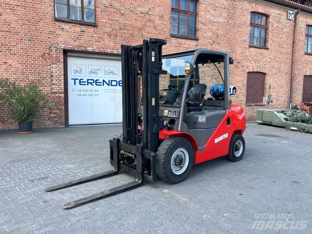 Manitou MI 40 G Wózki LPG
