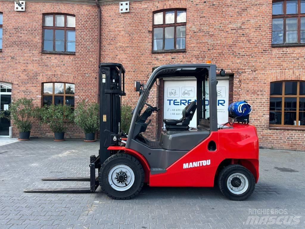 Manitou MI 40 G Wózki LPG