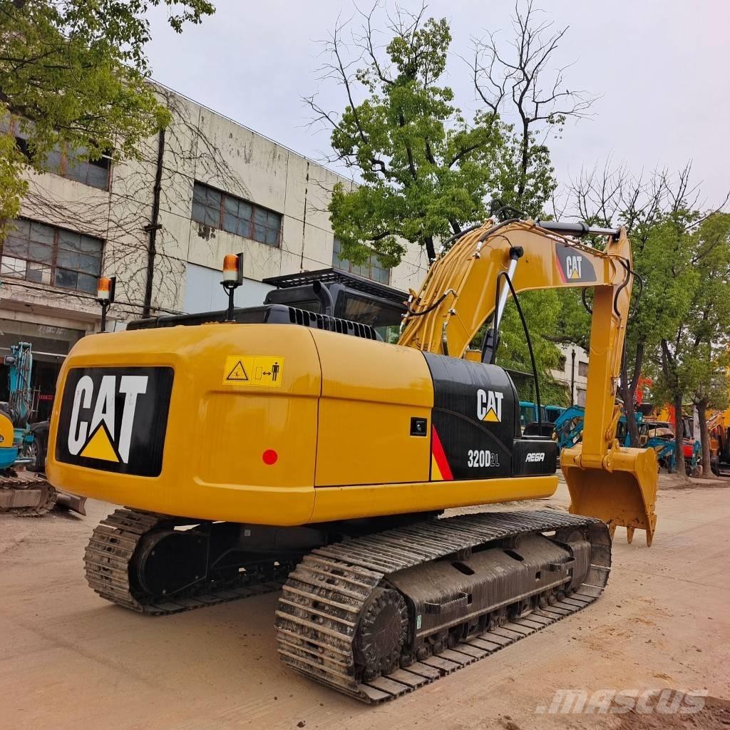 CAT 320 D2L Koparki gąsienicowe