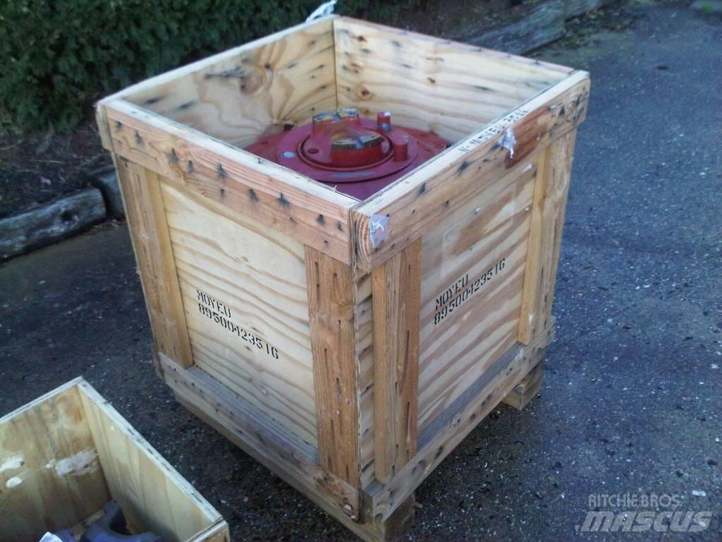 CASE 340 B Mosty, wały i osie