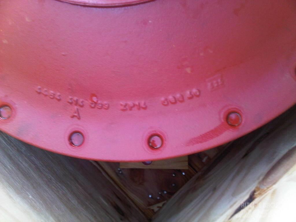 CASE 340 B Mosty, wały i osie