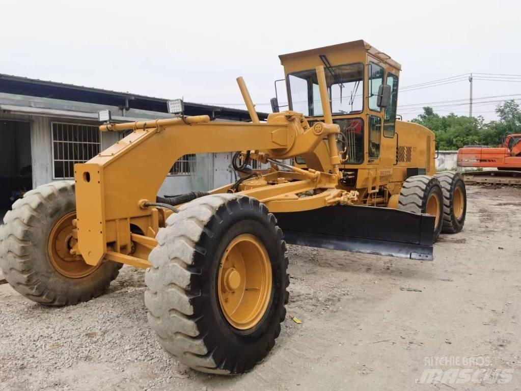 XCMG GR180 Równiarki