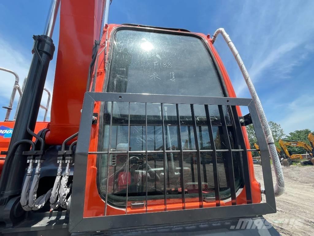 Doosan DX 300 Koparki gąsienicowe