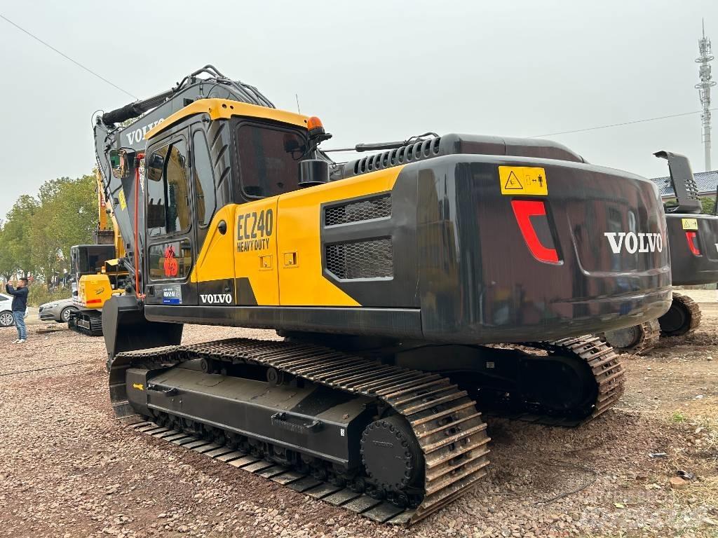 Volvo EC 240 Koparki gąsienicowe