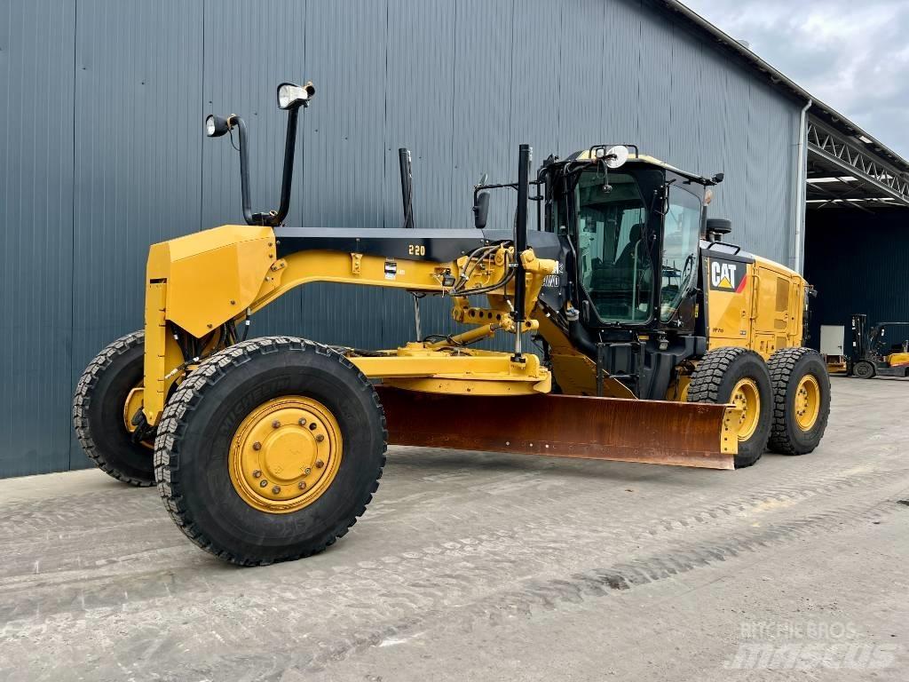 CAT 140M2 AWD Równiarki