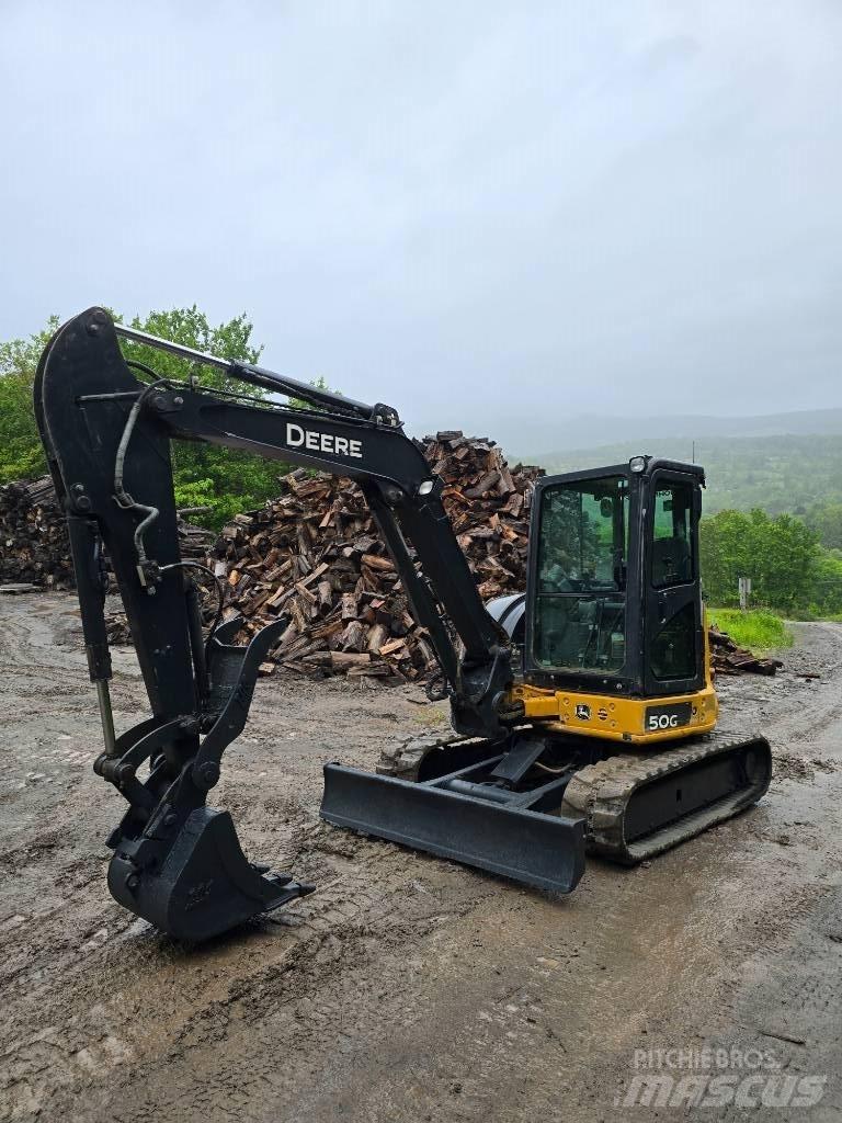 DEERE 50G Minikoparki