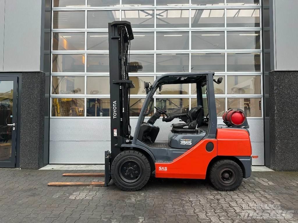 Toyota 8FGJF35 Wózki widłowe inne