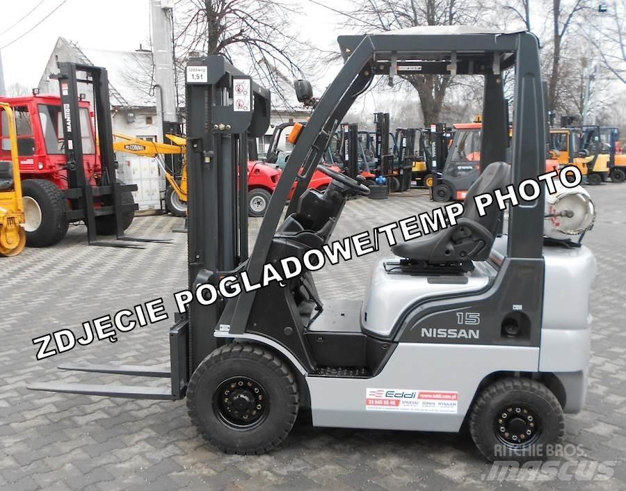 Nissan NP1F1A15D Wózki LPG