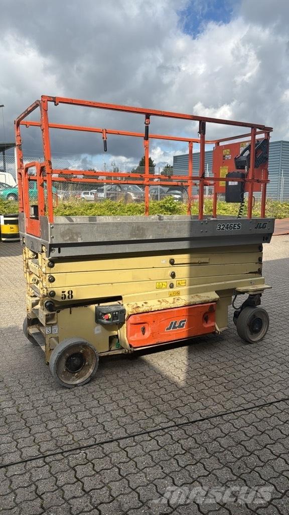 JLG 3246 ES Podnośniki nożycowe