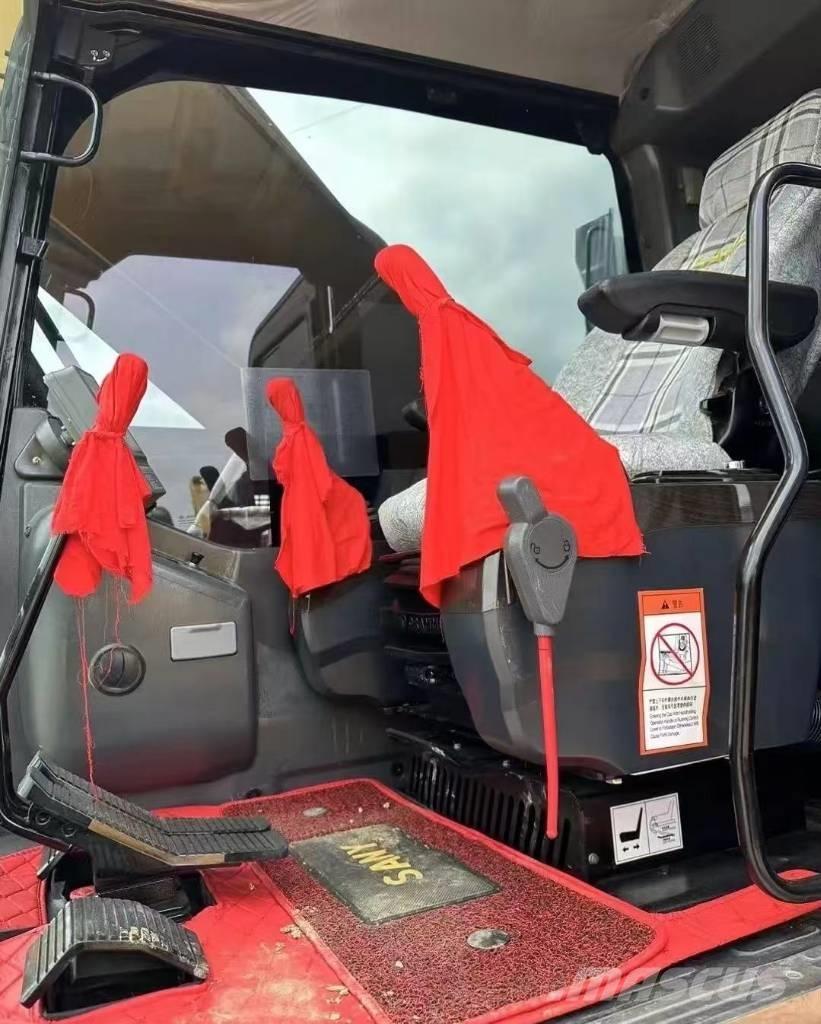 Sany SY 235 Koparki gąsienicowe