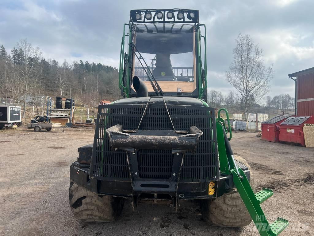 John Deere 810 E Forwardery