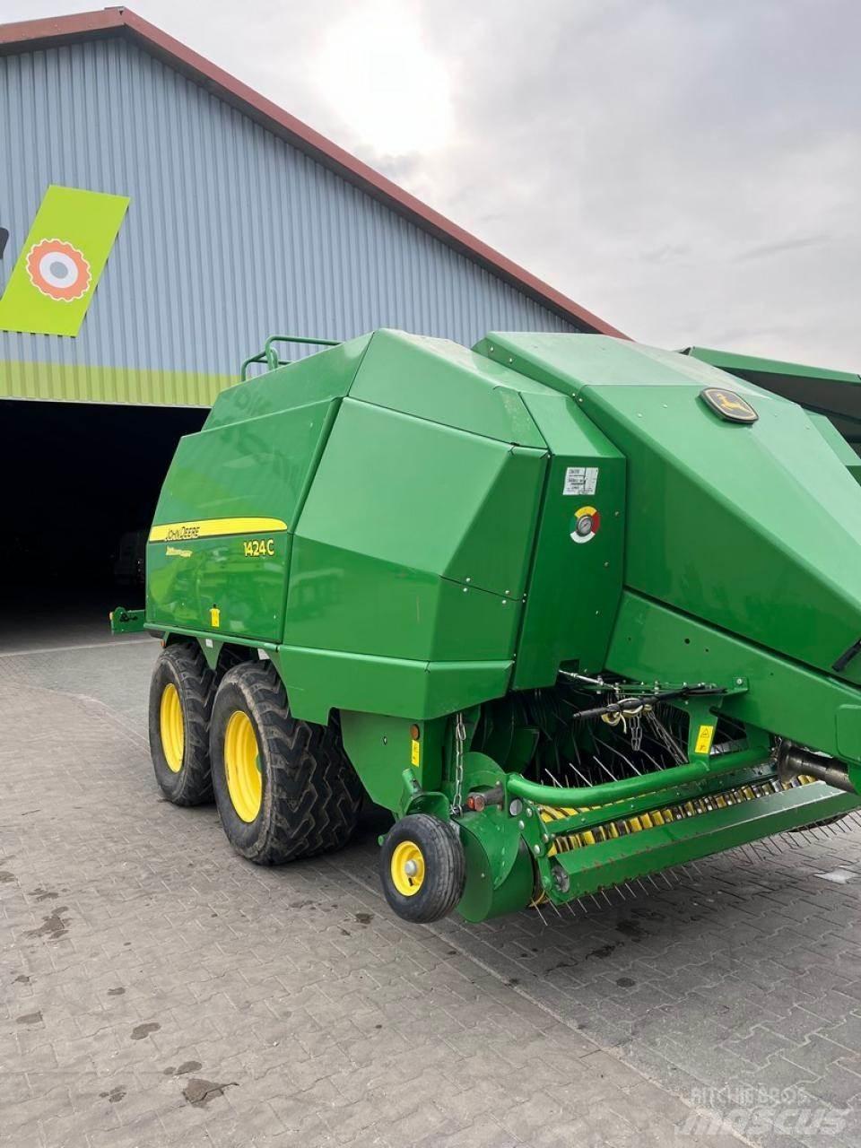 John Deere 1424 C Prasy kostkujące