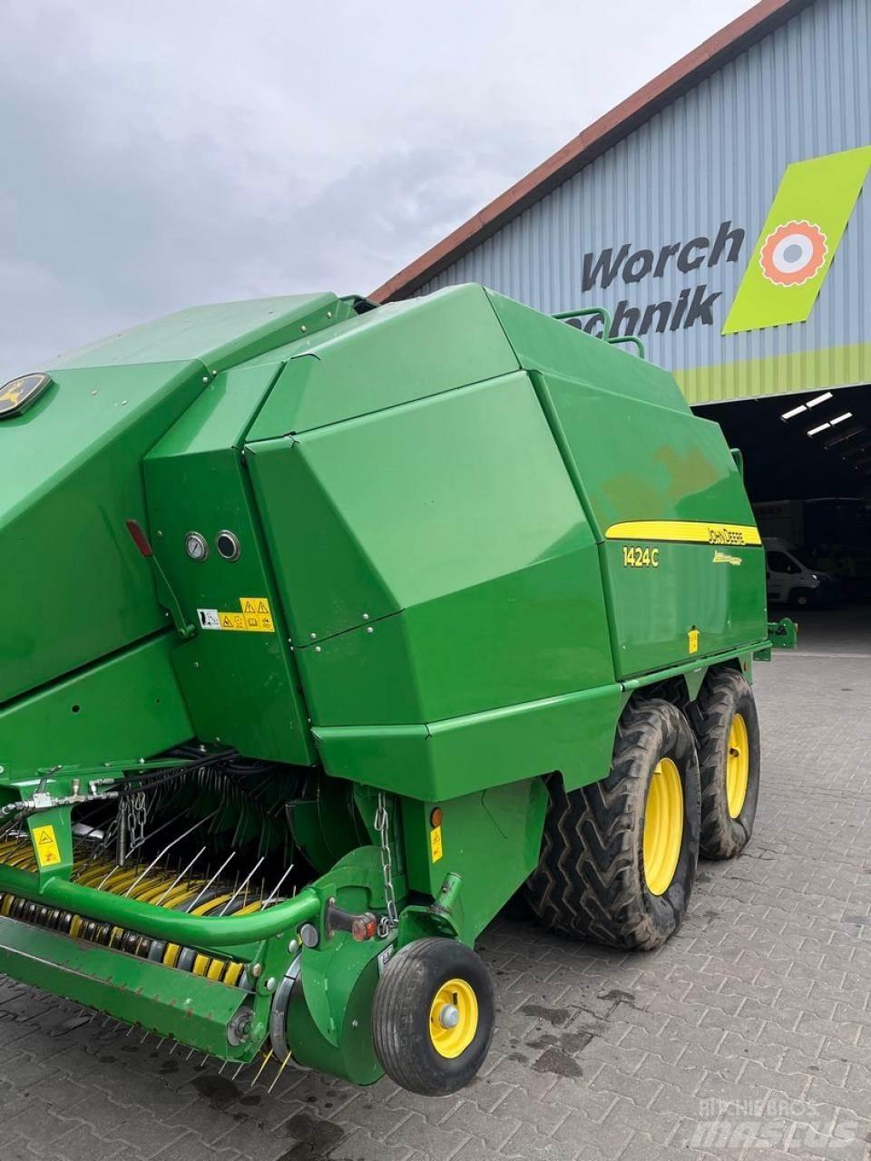 John Deere 1424 C Prasy kostkujące