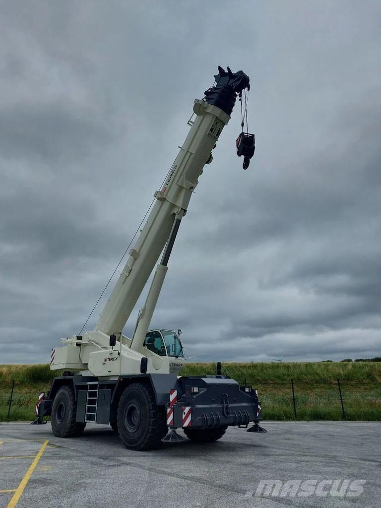 Terex RT100 Żurawie terenowe