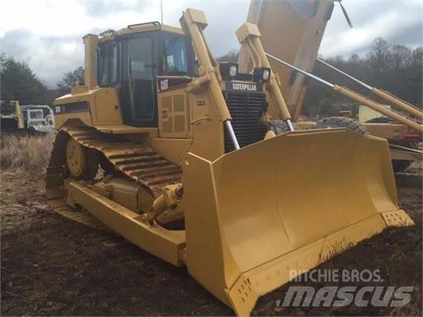 CAT D 6 R Spycharki gąsienicowe