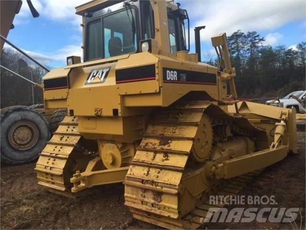 CAT D 6 R Spycharki gąsienicowe