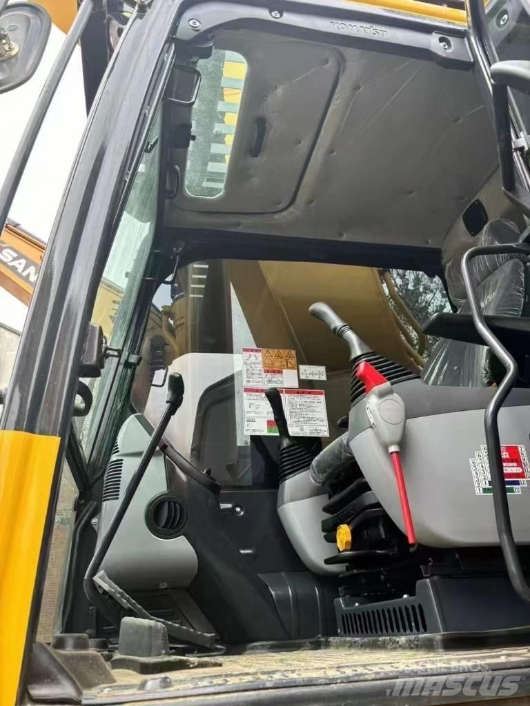 Komatsu 400-8 Koparki gąsienicowe