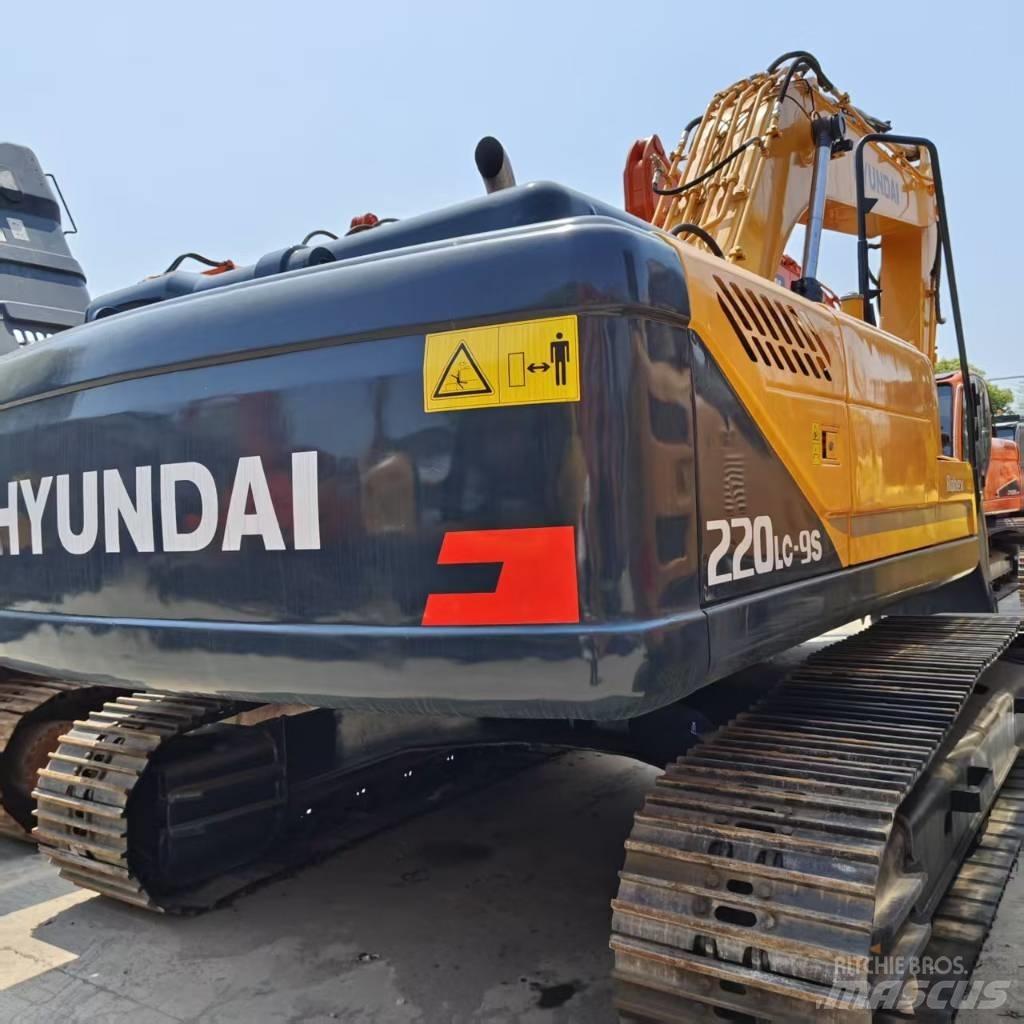 Hyundai 220lc-9s Koparki gąsienicowe