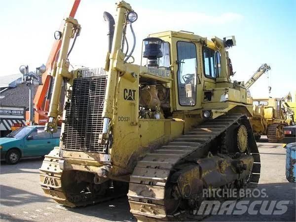 CAT D8N Spycharki gąsienicowe