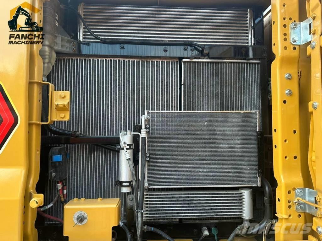 CAT 330 Koparki gąsienicowe