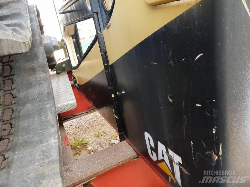 CAT 320B ali 320 Kabiny i wnętrze
